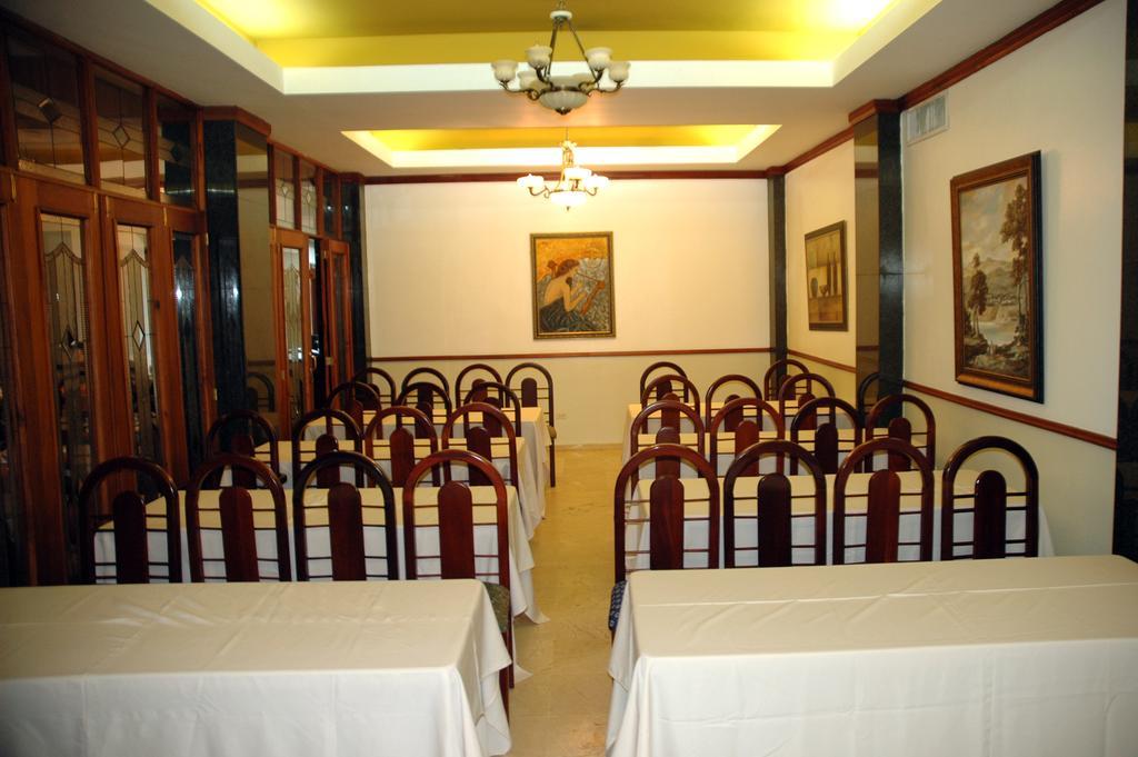 Aloha Sol Hotel And Casino Santiago De Los Caballeros Extérieur photo