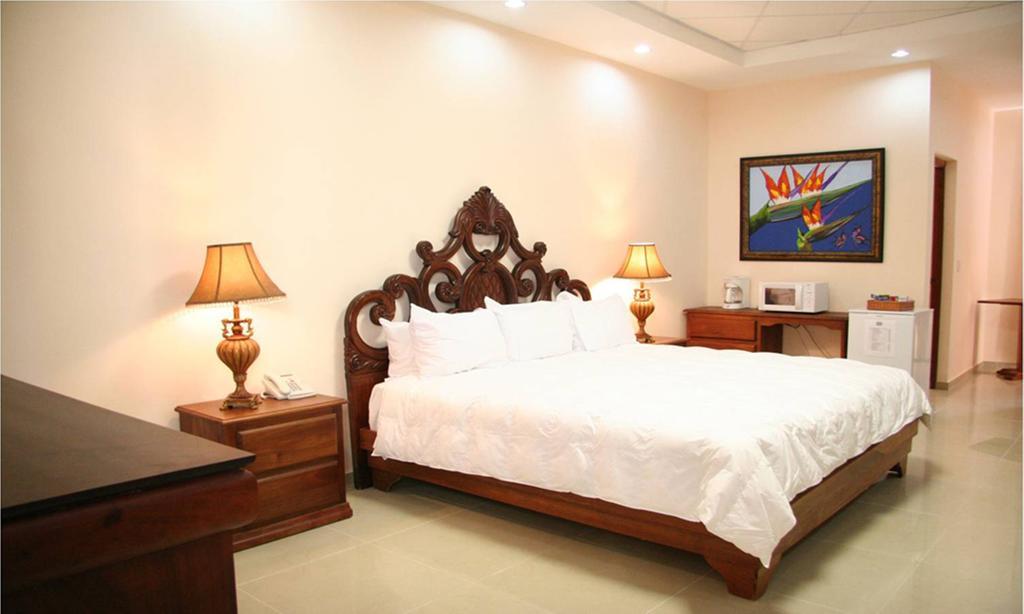 Aloha Sol Hotel And Casino Santiago De Los Caballeros Extérieur photo